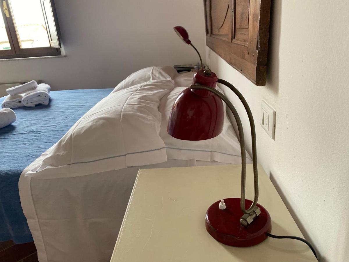 Rooms And Wine Al Castello Monteriggioni Exteriör bild