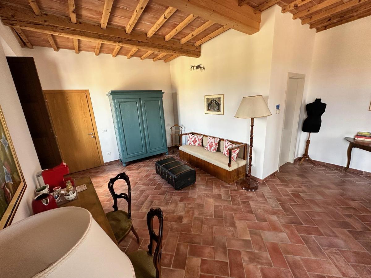Rooms And Wine Al Castello Monteriggioni Exteriör bild